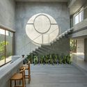 Concrete Wall House / TRAANSPACE - Interior Pictures, Table, Chair, Windows