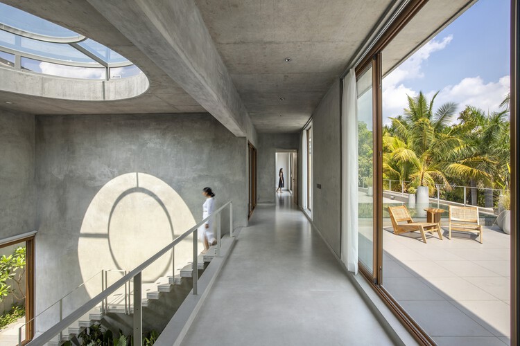 Concrete Wall House / TRAANSPACE - Interior Pictures