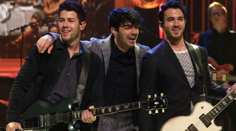 Jonas Brothers fans are "absolutely furious" as the band organizes a massive Co-Op Live date